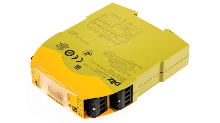 Pilz 750136, relè di sicurezza PNOZ s6 per controlli a due mani, montaggio su guida DIN, larghezza 22.5mm, tensione 48-240V.