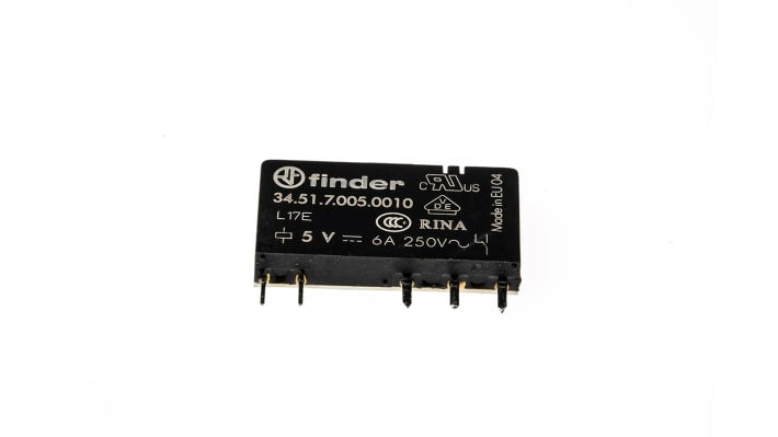 Finder 34.51.7.005.0010, relè di potenza ultrasottile SPDT, bobina 5V cc, dimensioni 28mm x 5mm x 15mm, montaggio su PCB.
