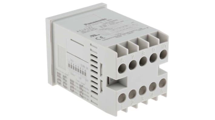 Relè timer multifunzione Panasonic LT4H-AC240VS, montaggio a pannello, tensione 100-240V AC, dimensioni 48x70x48 mm.