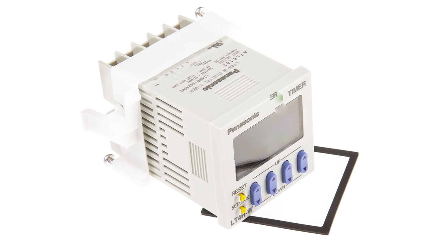 Relè temporizzatore Panasonic LT4HW240ACSJ, 100-240V AC, 5A, IP66, display LCD, dimensioni 48x70 mm, funzioni selezionabili.