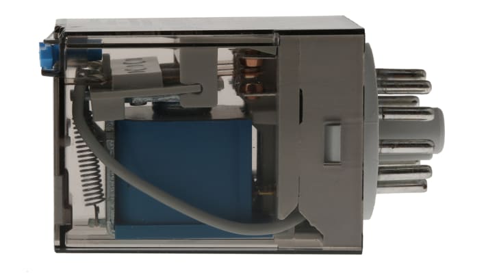 Finder 60.13.9.024.0040, relè di potenza 3PDT 24V cc, montaggio a innesto, dimensioni 32,5 x 36,4 x 54,2 mm.