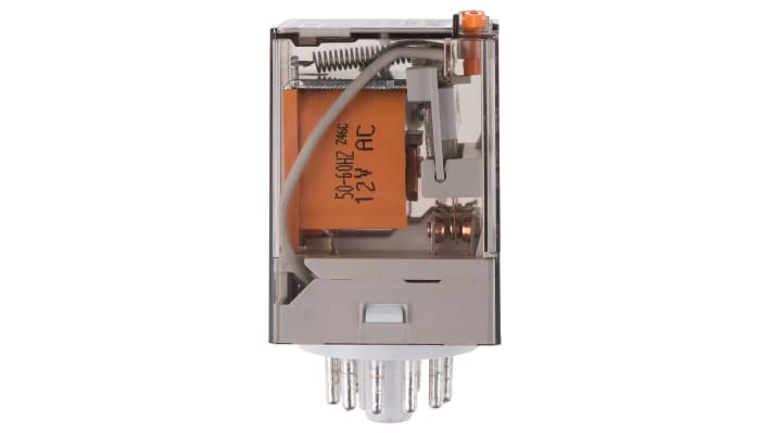 Relè di potenza Finder 60.13.8.012.0040, 3PDT, bobina 12V, corrente nominale 10 A, dimensioni 32,5 x 54,2 x 36,4 mm.