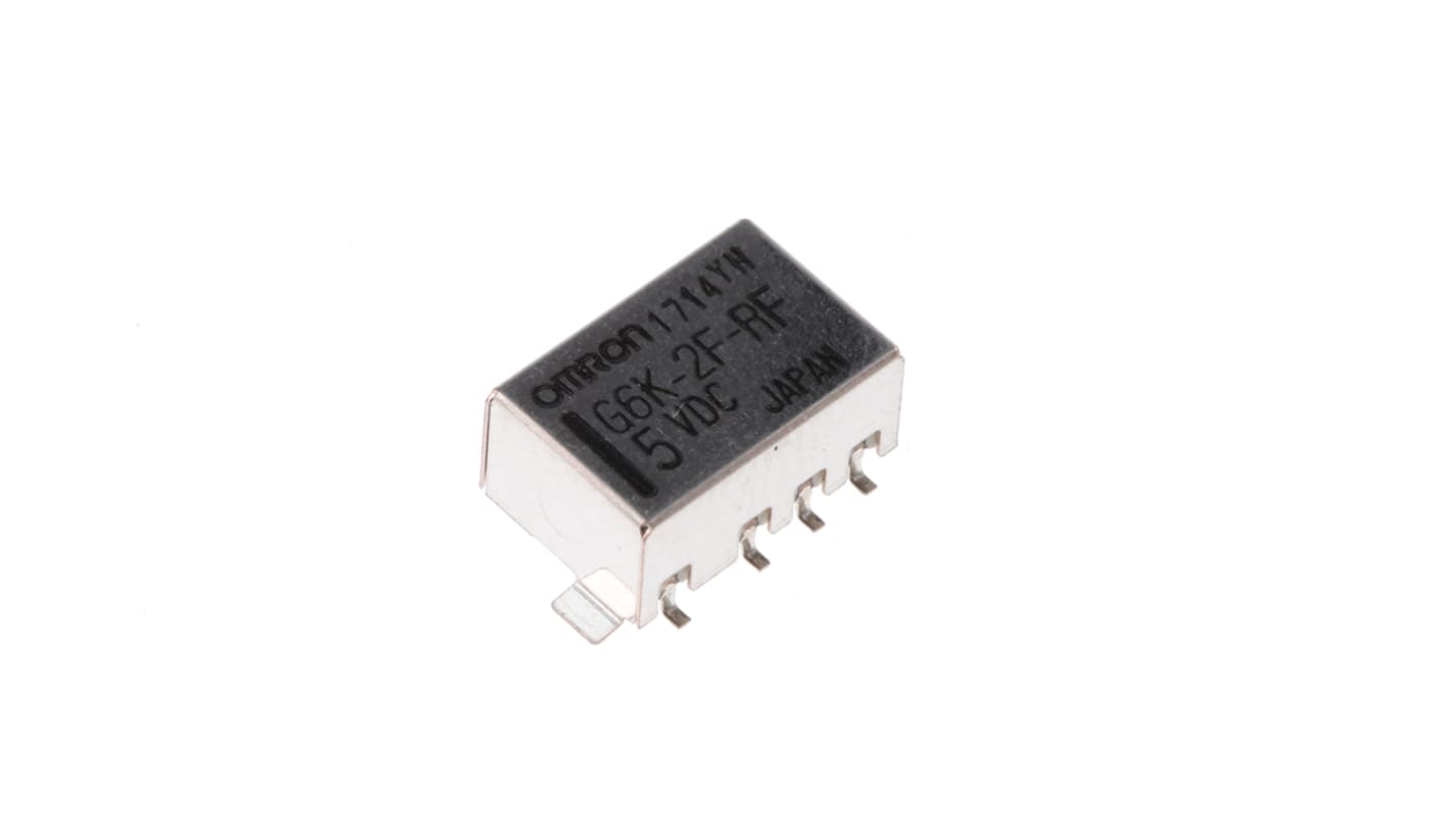 Relè Omron G6K-2F-RF DC5, DPDT, montaggio su PCB, 1GHz, 5V cc, dimensioni 10,3 x 6,9 x 5,4 mm, consumo 100 mW.