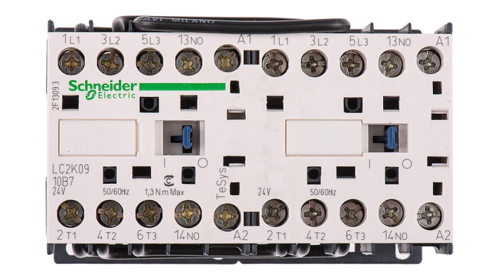 Contattore reversibile Schneider Electric LC2K0910B7, 3 poli, 9 A, 24 V c.a., montaggio a pannello, dimensioni 90x58x57 mm.