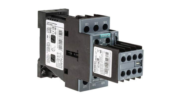 Relè di controllo Siemens 3RT2026-1BB44, 3 contatti NO, montaggio su guida DIN, dimensioni 150.7 x 85 x 45 mm.