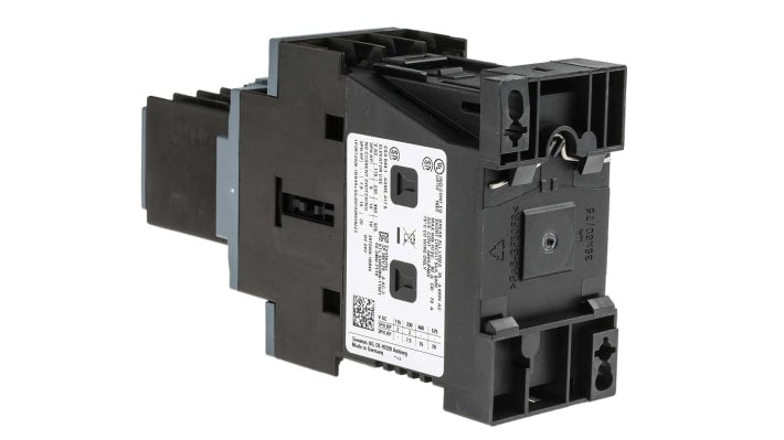 Relè di controllo Siemens 3RT2026-1BB44, 3 contatti NO, montaggio su guida DIN, dimensioni 150.7 x 85 x 45 mm.