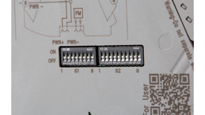 Condizionatore di segnale Phoenix Contact, montaggio su guida DIN, certificato ATEX, gamma di ingresso -250 a 2500 °C.
