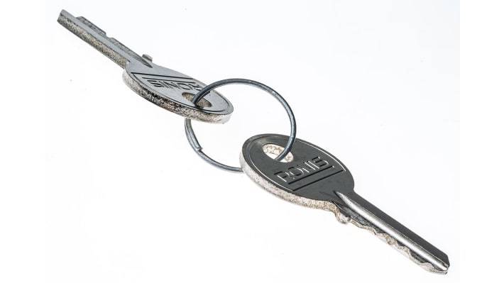 Testa selettore Siemens SIRIUS ACT, interruttore a chiave 2 posizioni, diametro foro 30mm, protezione IP66, durata 300000 cicli.