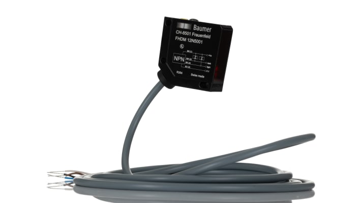 Sensore fotoelettrico Baumer FHDM 12N5001, rettangolare, rilevamento 15-300 mm, uscita NPN, IP67, alimentazione 10-30 V.