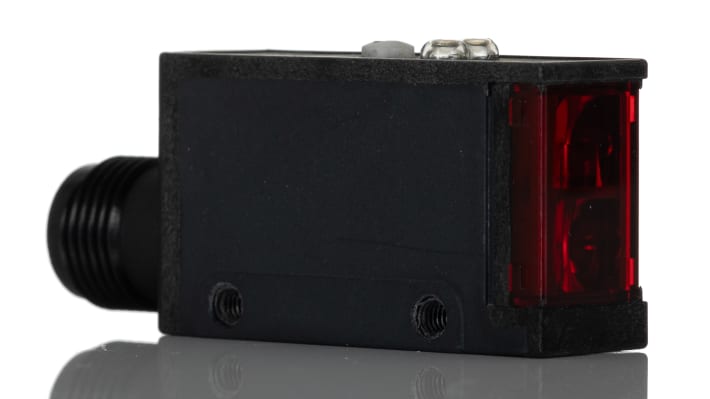 Omron E3S-AD17, sensore fotoelettrico rettangolare a diffusione, rilevamento 700 mm, uscita NPN, con connettore M12.