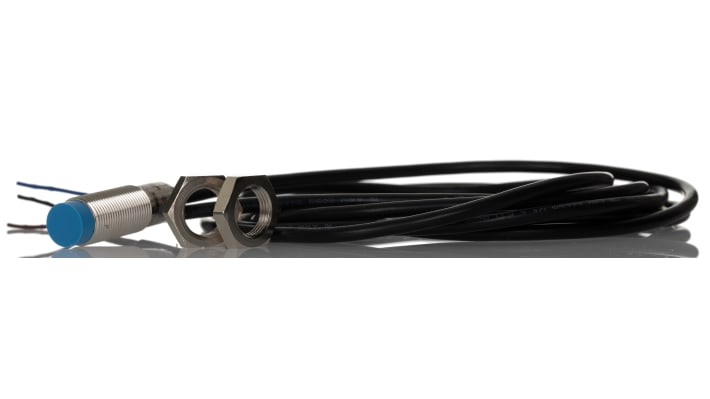 Sensore di prossimità cilindrico Sick IME12-04NPSZW2K, PNP, 4 mm di rilevamento, IP67, montaggio non a filo, dimensioni 44x12 mm.