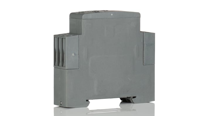 Relè timer ABB 1SVR508010R1300, montaggio su guida DIN, intervallo 0.1-10s, corrente 1 A, tensione 240 V CA. Dimensioni 22.5x78.5x78.5 mm.