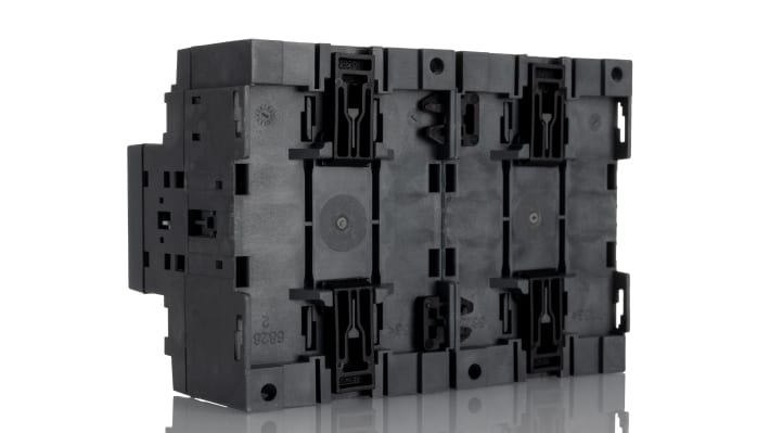Interruttore di commutazione ABB OT125F3C, 3 poli, 125 A, 690 V, montaggio su base, dimensioni 86x140x100 mm, grado di protezione IP20.