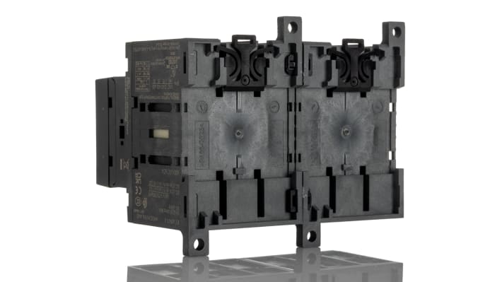 Interruttore di commutazione ABB OT63F3C, 3 poli, 63A, 690V, montaggio su base, dimensioni 85x105x92mm, grado di protezione IP20.