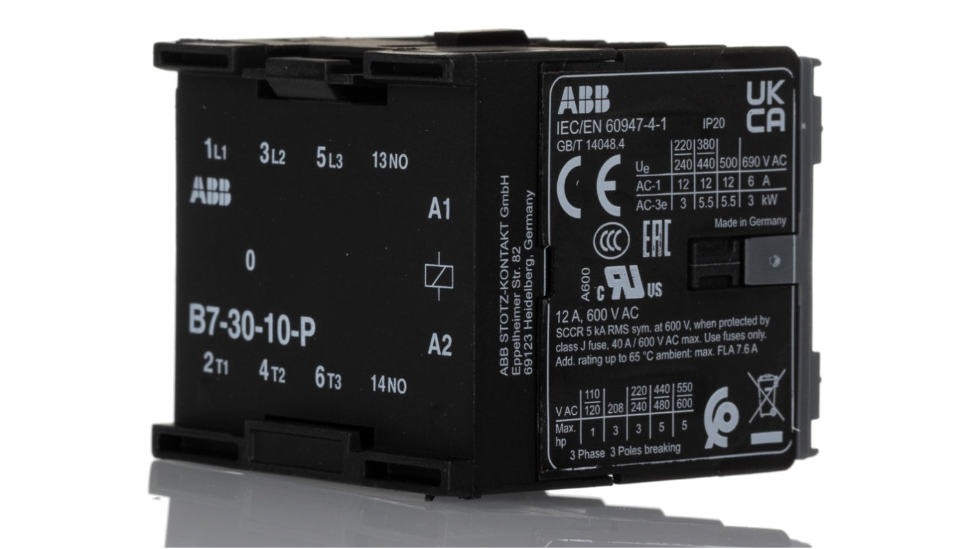 ABB GJL1311009R8100, contattore B7 3 poli 3NO, 12 A, 5,5 kW, montaggio su guida DIN, dimensioni 47,7 x 47,5 x 45,2 mm.