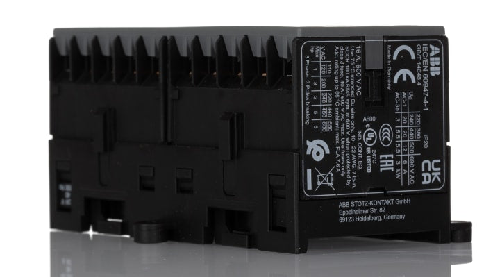Contattore reversibile ABB GJL1311901R0011 VB7-30-01, 3 poli, 20 A, 24 V CA, montaggio su guida DIN, dimensioni 96,2 x 46,7 x 57,5 mm.