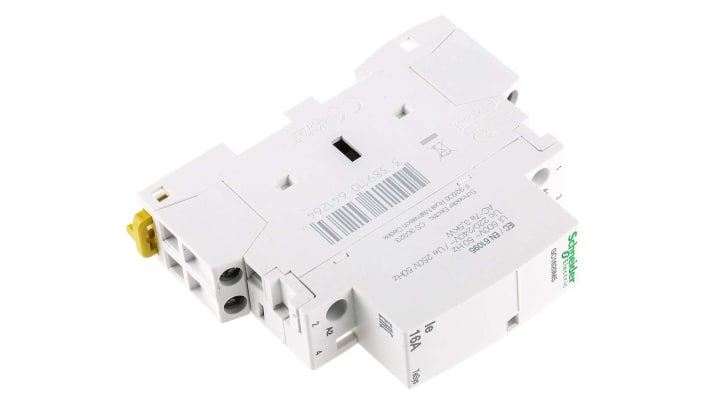 Contattore Schneider Electric GC1620M5, 2 poli, 16 A, bobina 230 V, montaggio a clip, dimensioni 81 mm x 17.5 mm x 65 mm.