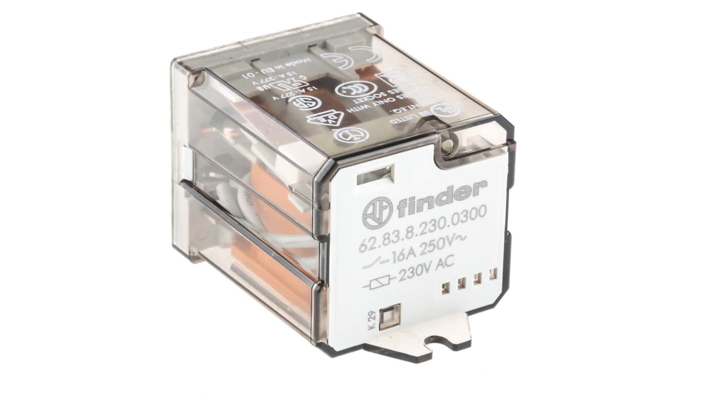 Finder 62, relè di potenza 3 poli, bobina 230V, corrente 16A, montaggio a flangia, dimensioni 68x38.2x35.8 mm.