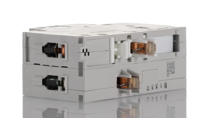 Interruttore differenziale ABB FS401M-B13/0.03, 2 poli, 13 A, 30 mA, montaggio su guida DIN, dimensioni 78 x 36 x 91 mm.