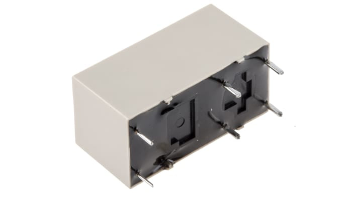 Relè di potenza Panasonic DPST, bobina 24V cc, montaggio su PCB, dimensioni 25mm x 12.5mm x 12.5mm.