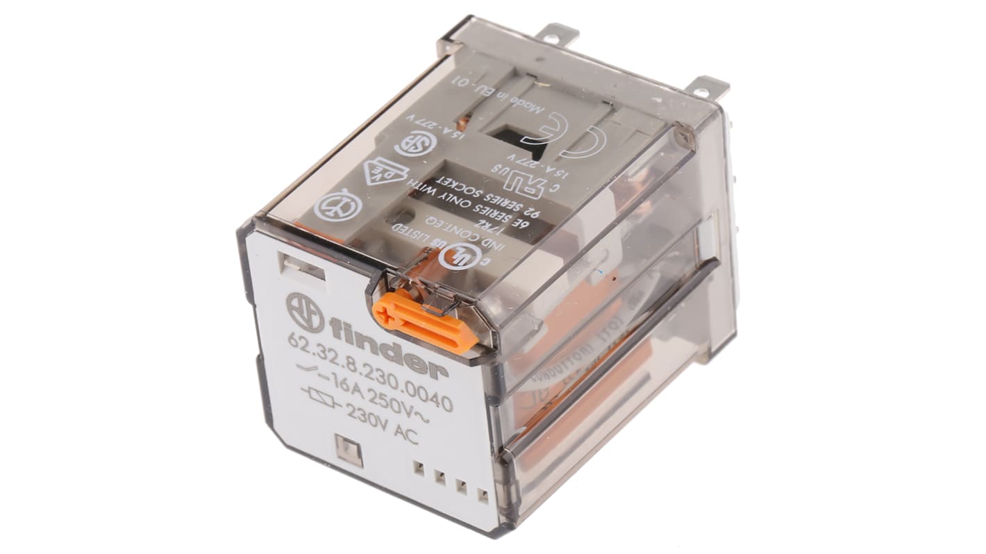 Finder 62.32.8.230.0040, relè DPDT 230V, 16 A, montaggio su guida DIN, con pulsante di verifica meccanico.