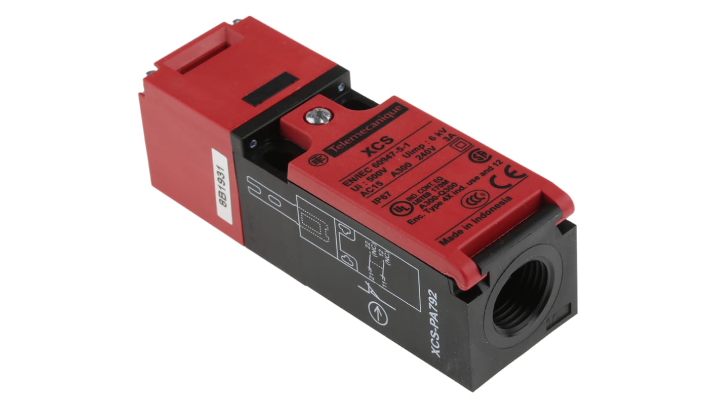 Interruttore di interblocco di sicurezza Telemecanique Sensors XCSPA792, 2NC, IP67, dimensioni 93.5mm x 30mm x 30mm, tensione 240V AC.