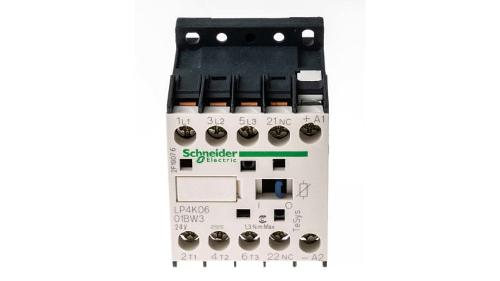 Contattore Schneider Electric LP4K0601BW3, 3 poli, 6 A, 24 V c.c., montaggio su guida DIN, dimensioni 45 mm x 58 mm x 57 mm.