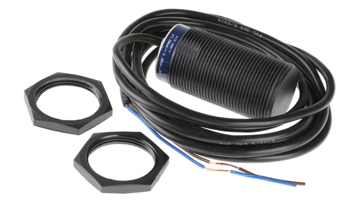 Telemecanique Sensors XS4P30MA230, sensore induttivo cilindrico M30, rilevamento 15 mm, IP68, alimentazione 20-264 V. Dimensioni 62 mm x 30 mm.