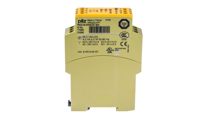 Relè di sicurezza Pilz PNOZ X5, 24V, 2 contatti, reset automatico/manuale, dimensioni 22.5mm x 121mm x 87mm.