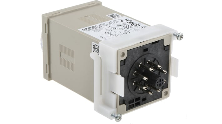 Regolatore di temperatura On/Off Omron E5C2-R20P-D, alimentazione 100-240 V, montaggio a pannello, range 0-200 °C.