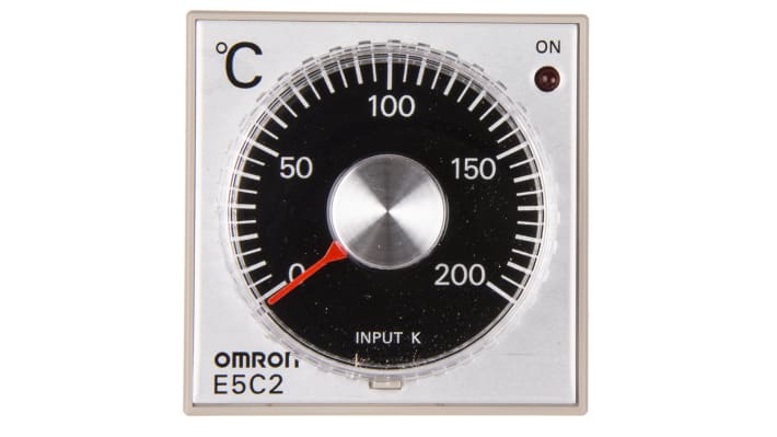 Regolatore di temperatura On/Off Omron E5C2-R20K, 100-240 V, 48 x 48 mm, montaggio a pannello, ingresso termocoppia tipo K.