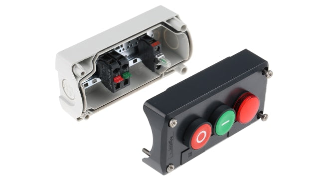 Scatola pulsante Schneider Electric XALD363G, grado di protezione IP66/IP67/IP69K, attuazione a molla, dimensioni 104x68x64 mm.
