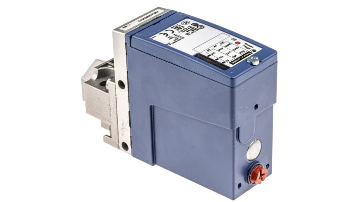 Sensore di pressione differenziale Telemecanique Sensors XMLA300D2S12, max 300 bar, uscita relè, dimensioni 75 x 35 x 113 mm.