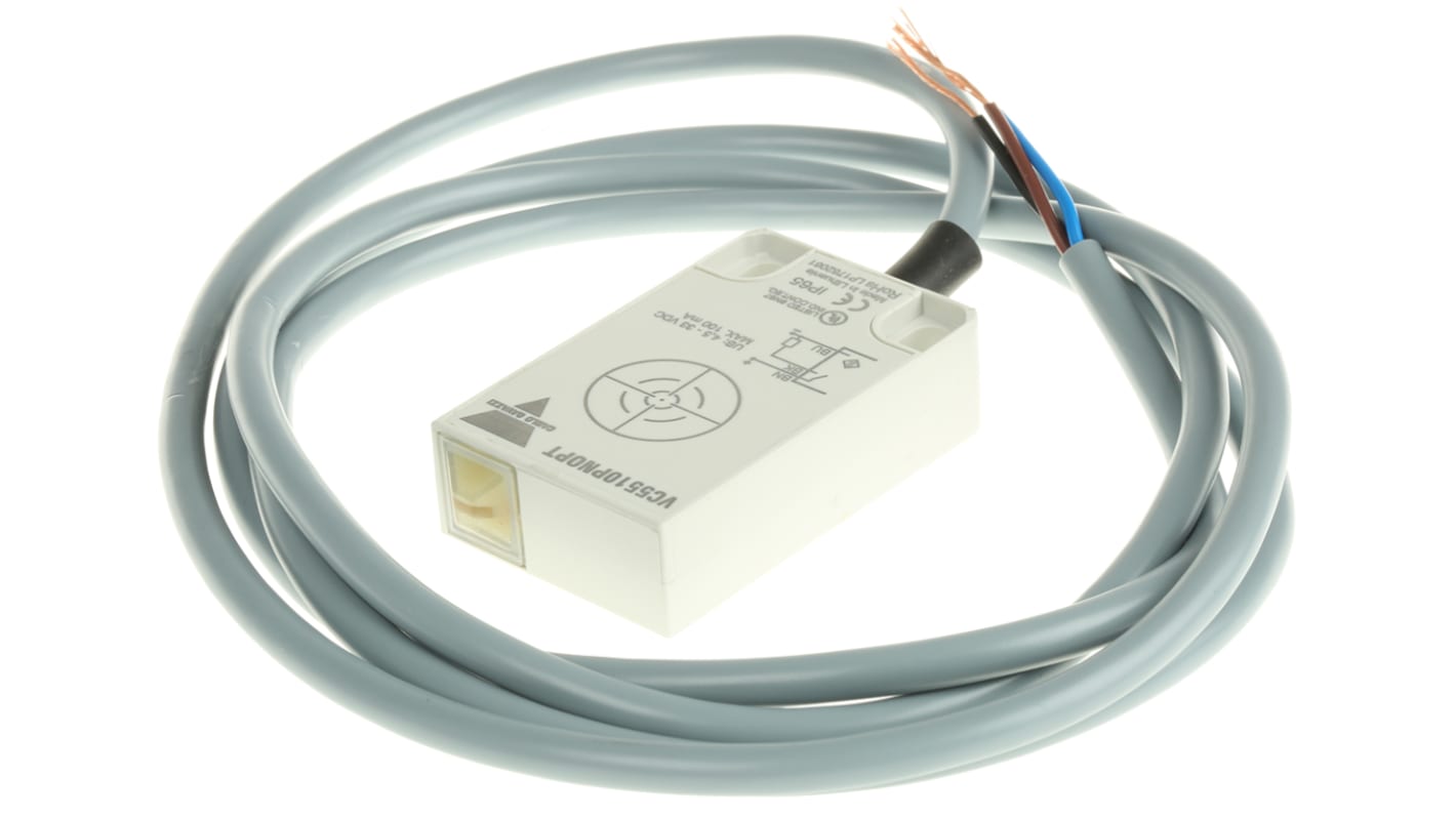 Carlo Gavazzi VC5510PNOPT, sensore di livello capacitativo PNP, rilevamento 2-10 mm, alimentazione 5-30 V c.c., IP65.