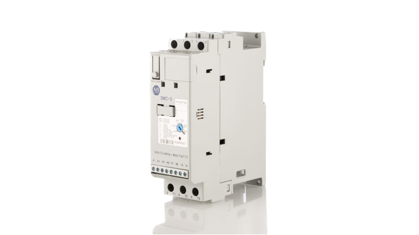 Allen Bradley 150-C30NBR, avviatore soft-start automatico per motori trifase, potenza 15 kW, dimensioni 44.8x139.7x100 mm.