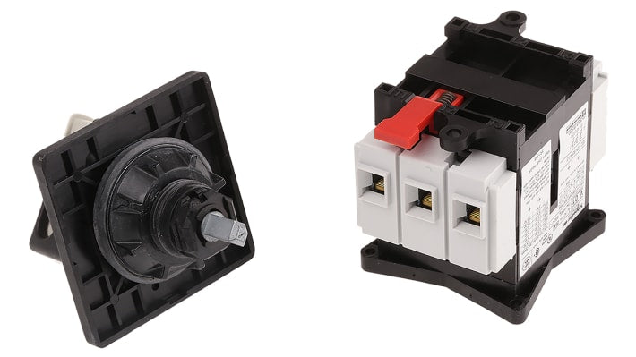 Interruttore di isolamento Schneider Electric VBD01, 3 poli, 20A, montaggio a pannello, maniglia nera, lucchettabile.