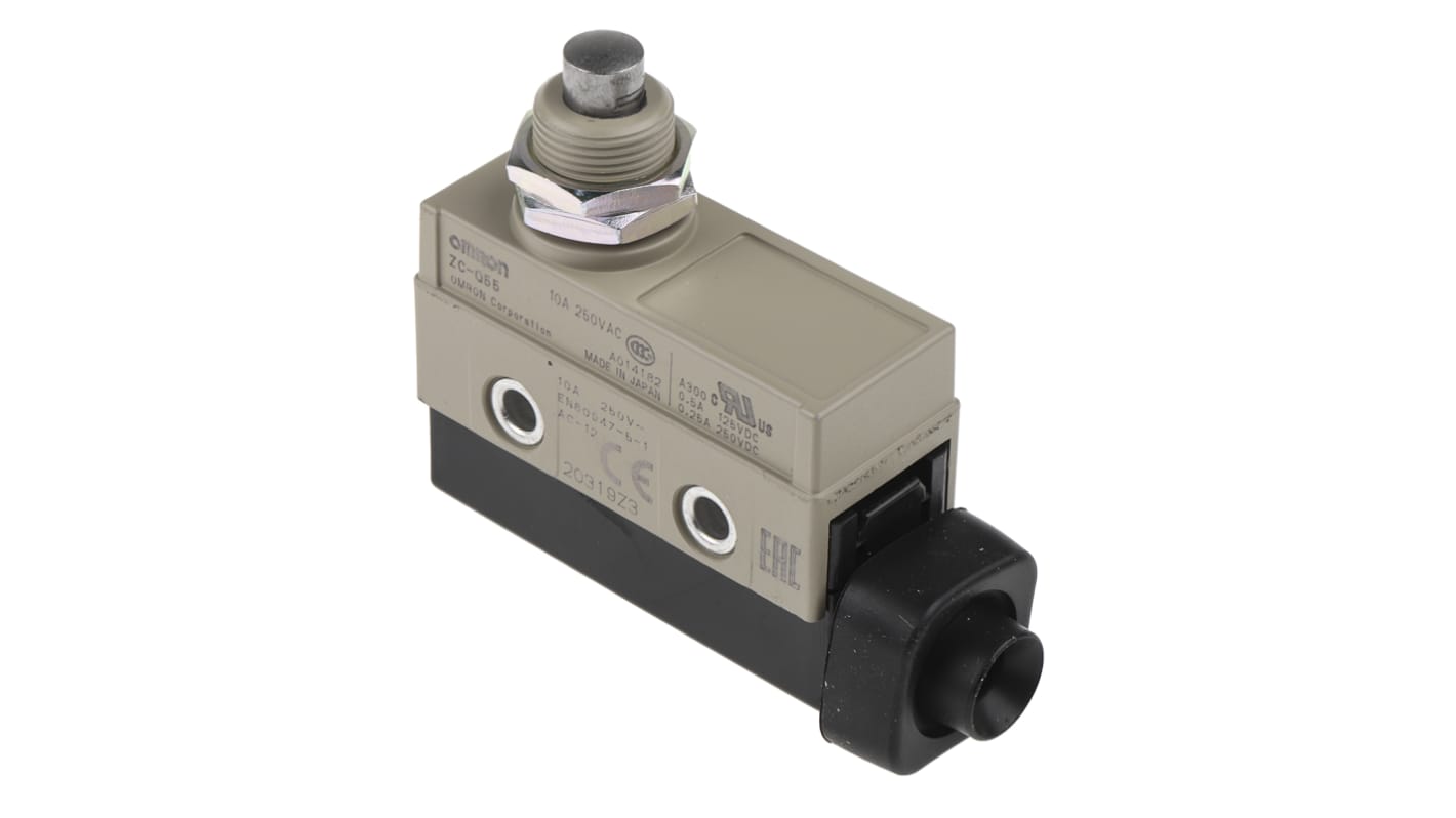 Interruttore di fine corsa Omron ZC-Q55, stantuffo NO/NC, montaggio a pannello, dimensioni 60.2mm x 70mm x 21.7mm, grado di protezione IP67.