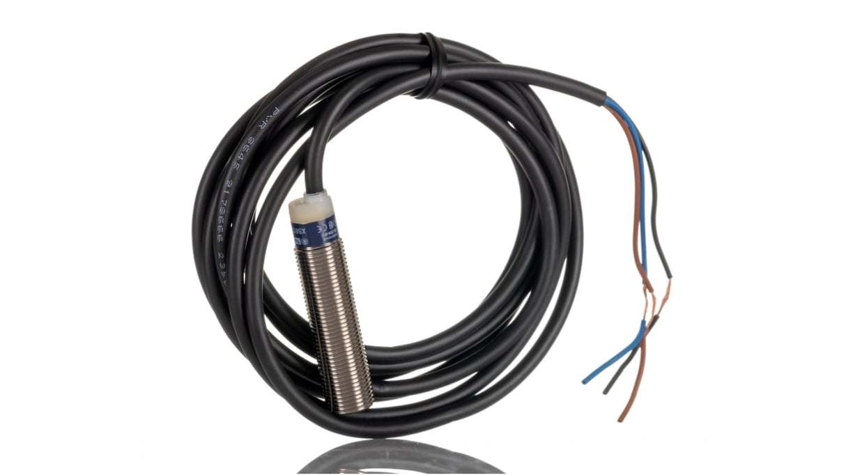 Sensore di prossimità induttivo Telemecanique XS612B1PAL2, cilindrico M12, 4 mm, PNP, 12-48V CC, IP69K. Ideale per applicazioni industriali.