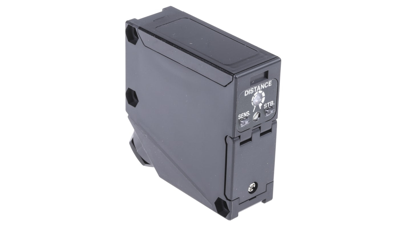 Sensore fotoelettrico Panasonic EQ-501 a diffusione, rilevamento da 100 mm a 2,5 m, design compatto, IP67.