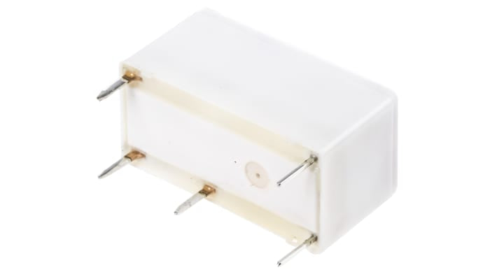 Relè di potenza Finder 32, SPDT, bobina 5V cc, montaggio su PCB, dimensioni 10,7 x 10,2 x 20,3 mm, corrente 6 A.