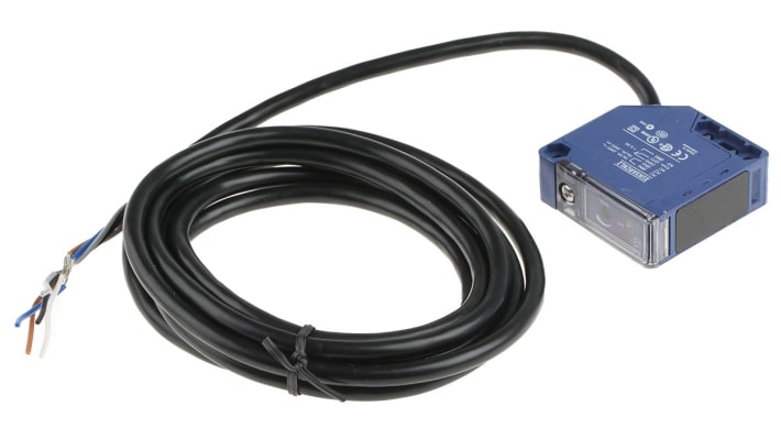 Sensore fotoelettrico Telemecanique Sensors XUK5ARCNL2 con relè infrarossi e timer - Ideale per monitorare la posizione dei pezzi. IP65, 240V, PBT.