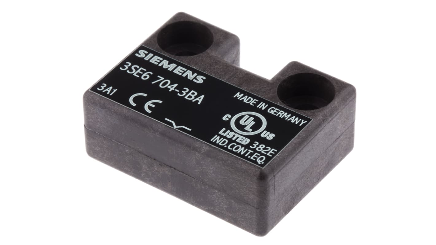 Interruttore di sicurezza senza contatto Siemens 3SE6704-3BA, dimensioni 25x33mm, protezione IP67, per coperchi e porte.