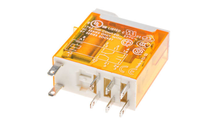 Finder 46.52.8.110.0054, relè DPDT 110V ca, corrente 8A, dimensioni 32.8x29x12.4 mm, attacco rapido, isolamento 6000V.