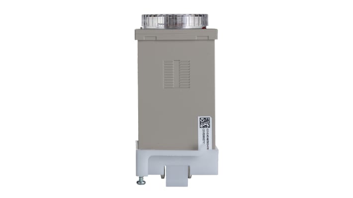Regolatore di temperatura On/Off Omron E5C2-R20K, alimentazione 100-240 V, montaggio a pannello, dimensioni 48 x 48 mm.