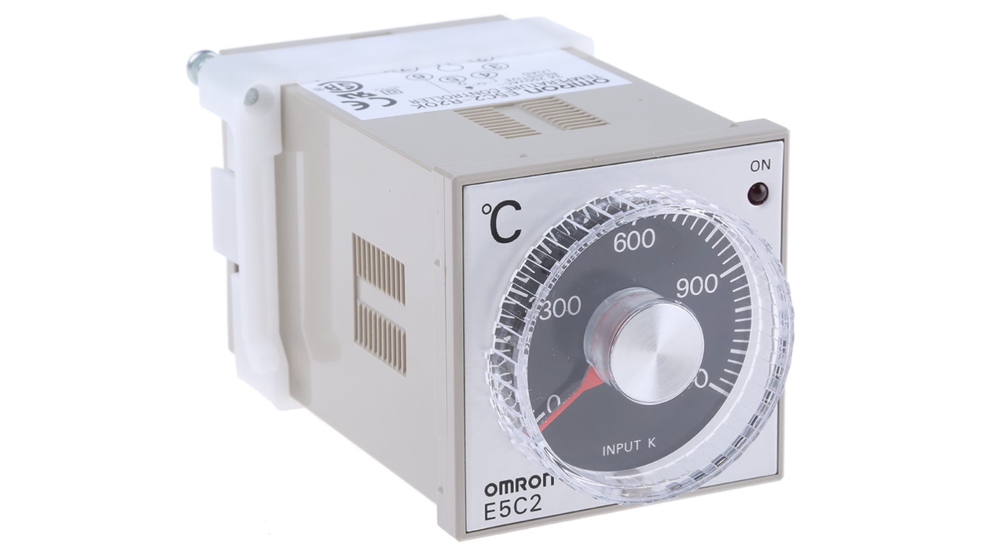 Regolatore di temperatura On/Off Omron E5C2-R20K, 100-240 V, 48x48 mm, montaggio a pannello, ingresso termocoppia tipo K.