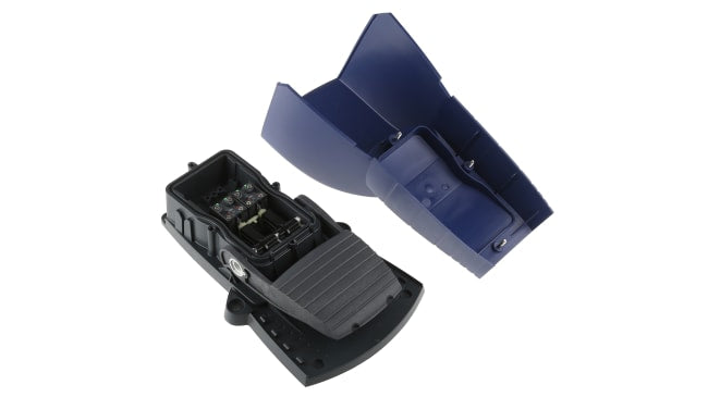 Interruttore a pedale instabile On-Off Schneider Electric XPEB311, IP66, 2NO/2NC, meccanismo in metallo, dimensioni 282mm x 141mm.