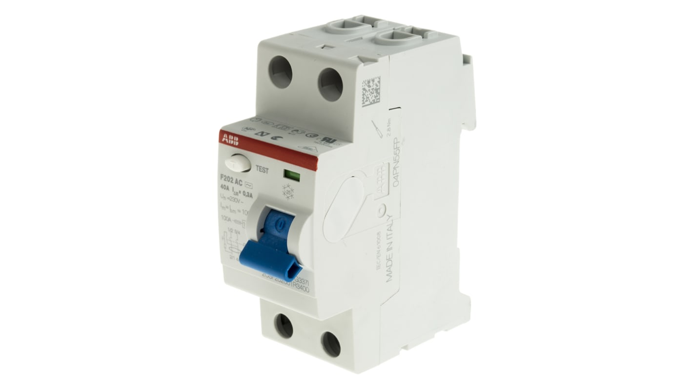 Interruttore differenziale ABB F200, 40A, 300mA, tipo AC, montaggio su guida DIN, per protezione guasti a massa.