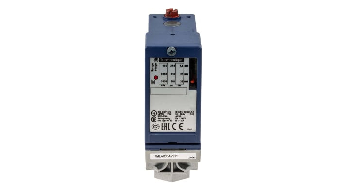 Sensore di pressione differenziale Telemecanique Sensors XMLA035A2S11, max 35 bar, uscita relè, IP66, -25 a +70 °C.