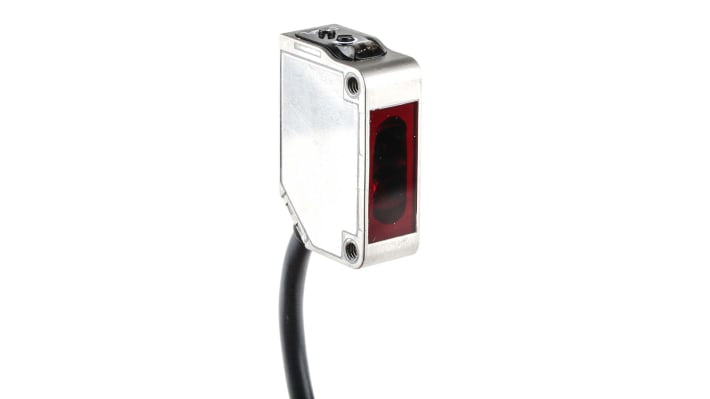 Sensore fotoelettrico Omron E3ZM-R81 2M a retroriflessione, corpo in acciaio inox, rilevamento fino a 4 m, IP67/IP69K.