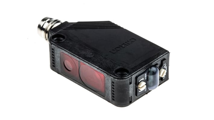Sensore di distanza laser Omron E3Z-LL86, rilevamento 20-300 mm, IP67, risposta 1 ms - Ideale per industria e automazione.
